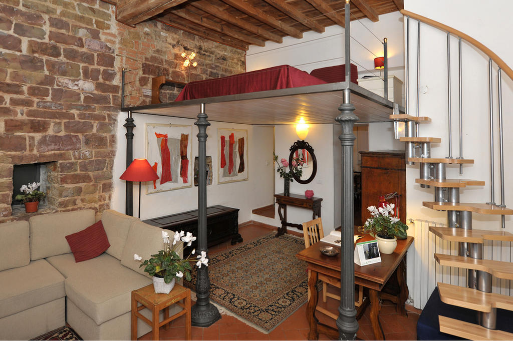 Florence Rental Номер фото